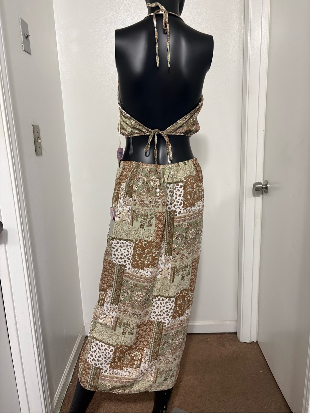 iris Green and Brown Patchwork Halter Crop Top & Skirt Set NWT Medium - Picture 2 of 3